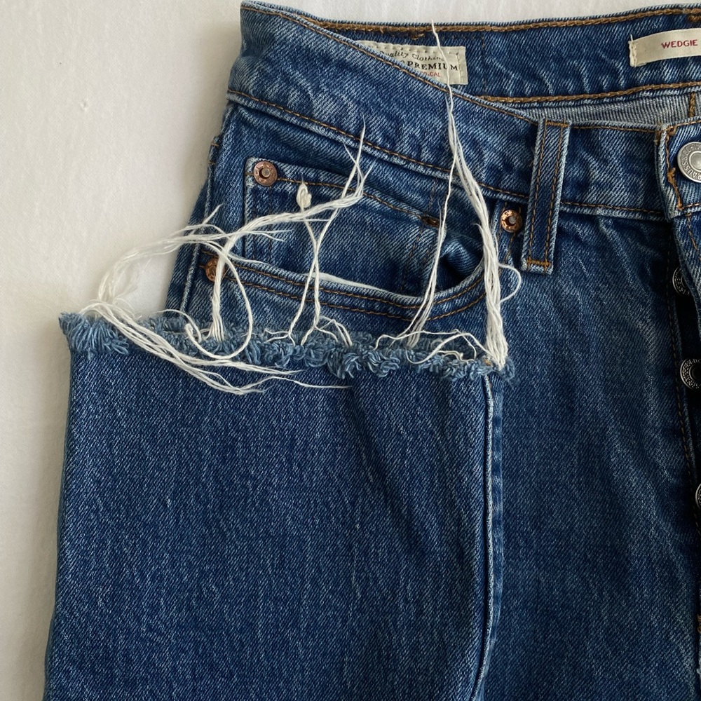 Levi’s High wedgie straight